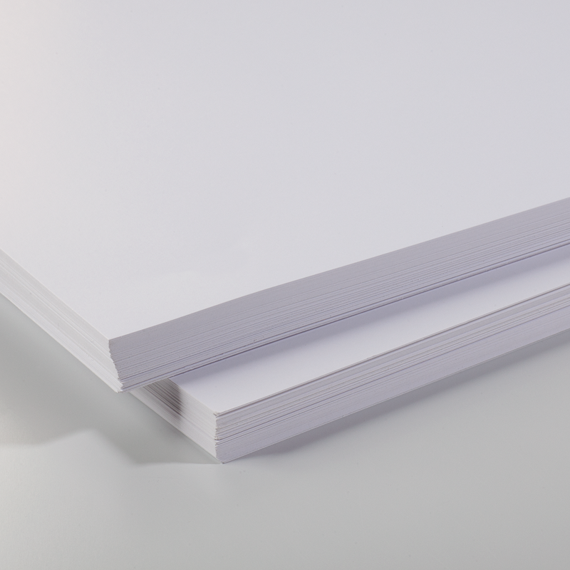 Trockengummiertes Papier Trockengummiertes Papier